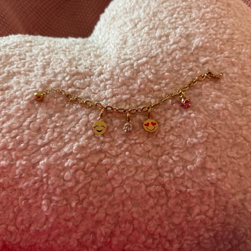 Kate Spade Crystal Charm - Picture 2 of 2